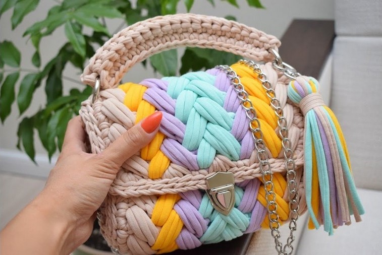 Crochet Clutch Bags