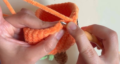 crochet pumpkin 2