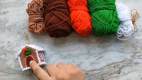 Crochet Amigurumi Gingerbread House Free Christmas Easy Pattern 6
